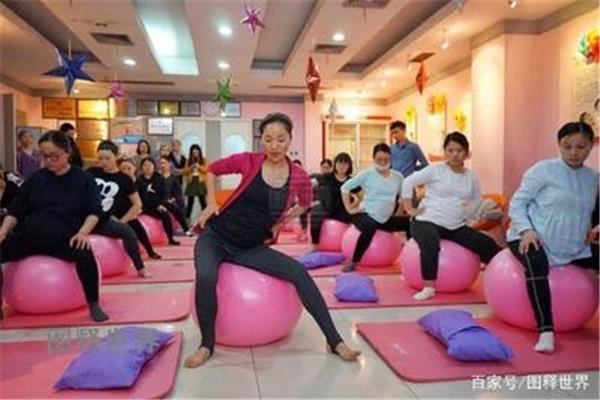 杭州孕婦瑜伽館挺多的孕婦還是要適當(dāng)運(yùn)動(dòng)的好